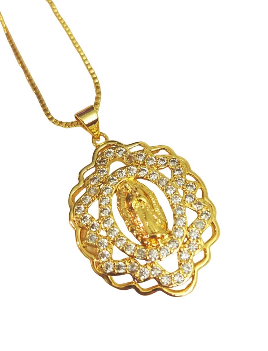 Collar Virgen de Guadalupe en Oro Laminado de 14k y Cristal